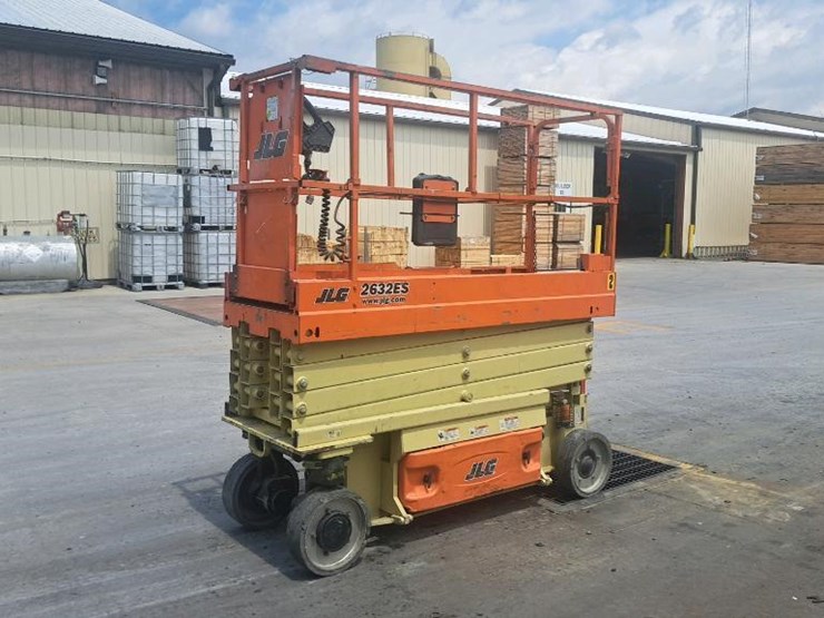 2016-jlg-2632es-image-9