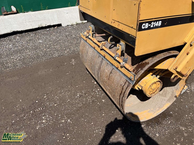 caterpillar-cb-214b-image-7