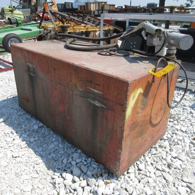 Portable Fuel Tank