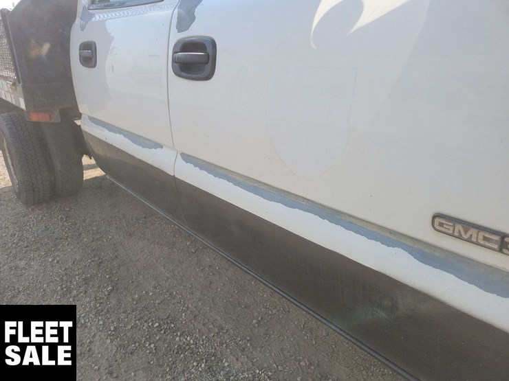 2006-gmc-sierra-3500-image-42