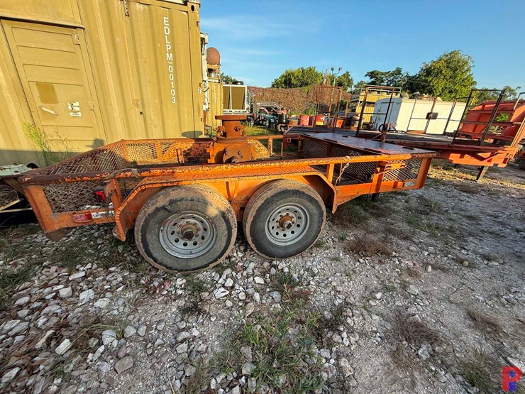 12’-t/a-bumper-pull-trailer-w/-townsend-5k-hyd.-dbl.-bop-image-4