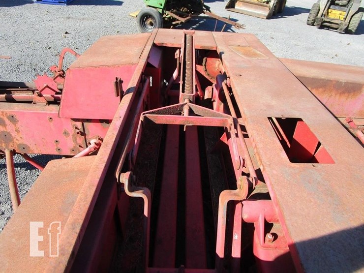 massey-ferguson-120-image-5
