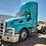 2019-peterbilt-579-image-1