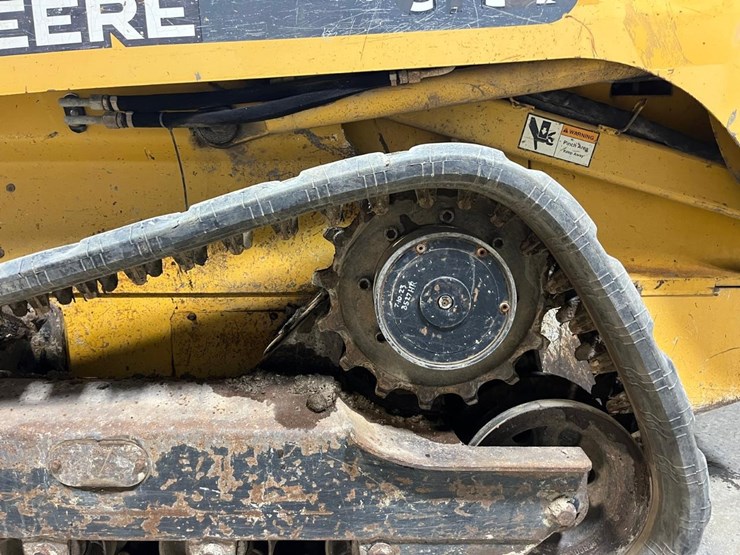deere-ct322-image-14