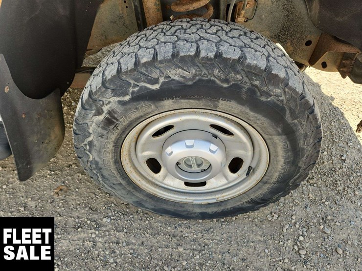 2011-ford-f250-image-24