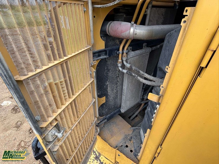 2016-caterpillar-836k-image-29