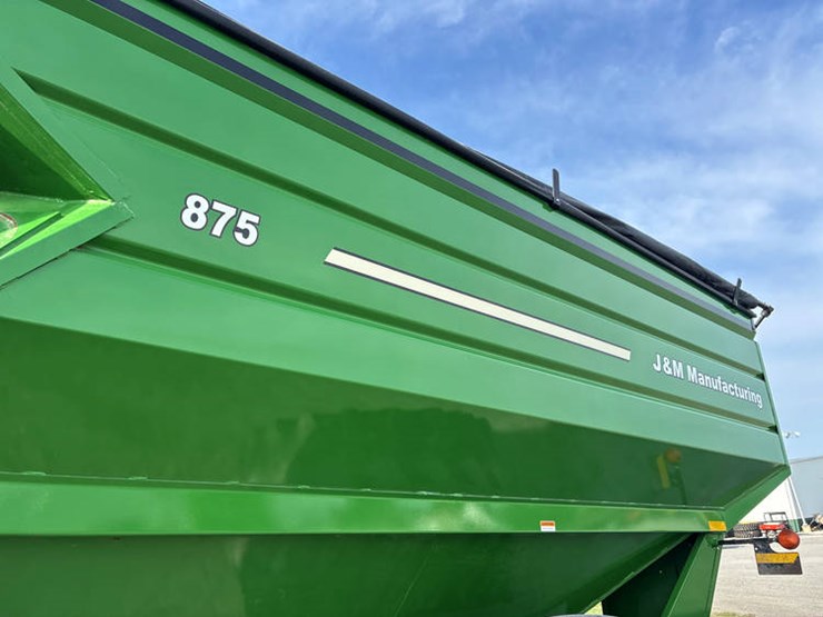 2010-j&m-875-image-25