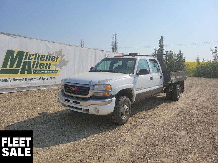 2006-gmc-sierra-3500-image-1