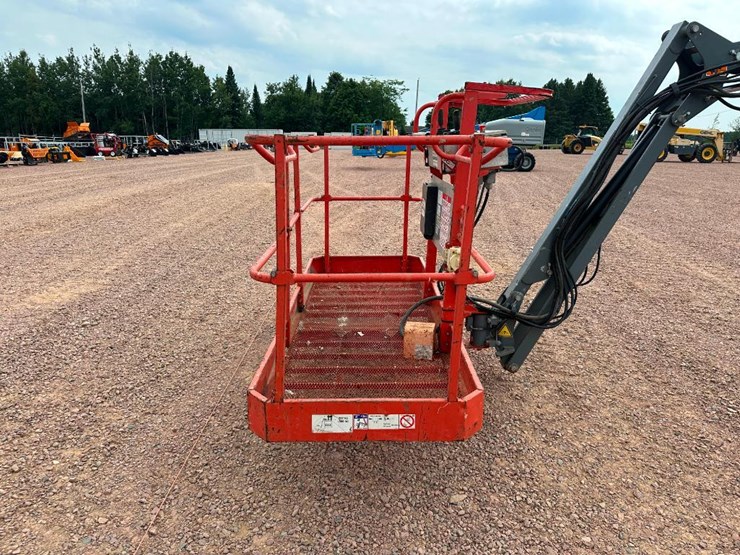 2019-skyjack-sj45t-image-27