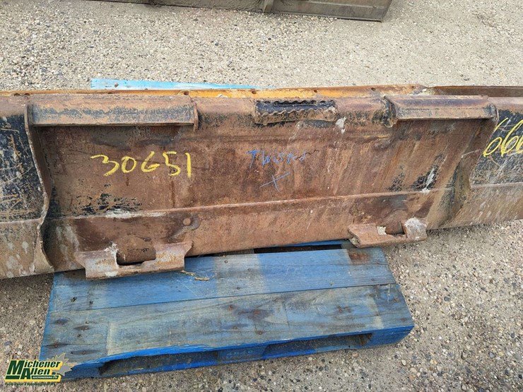 deere-8-in-image-5