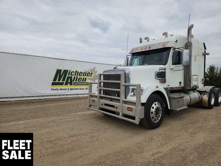 2012-freightliner-coronado-122-image-1