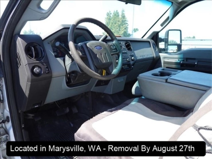 2013-ford-f550-image-8