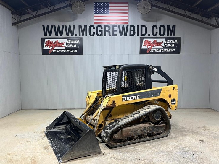 deere-ct322-image-1