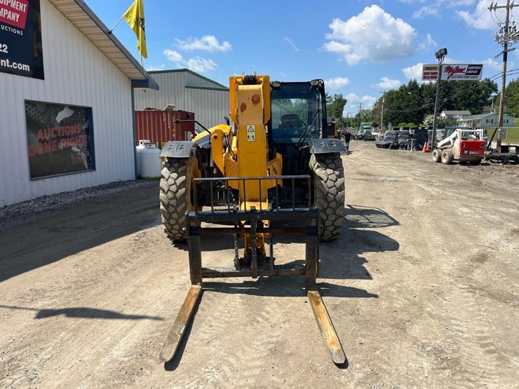 2015-jcb-507-42-image-8