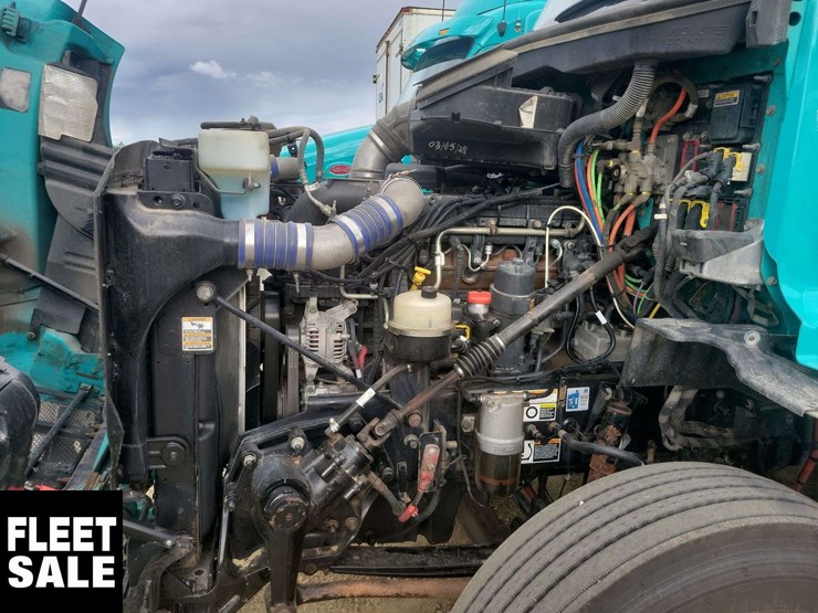 2018-peterbilt-579-image-14