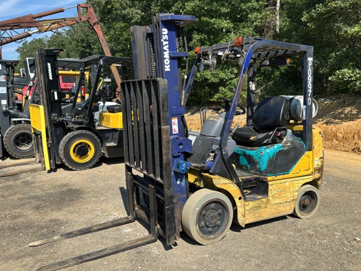 komatsu-fg20-11-image-1
