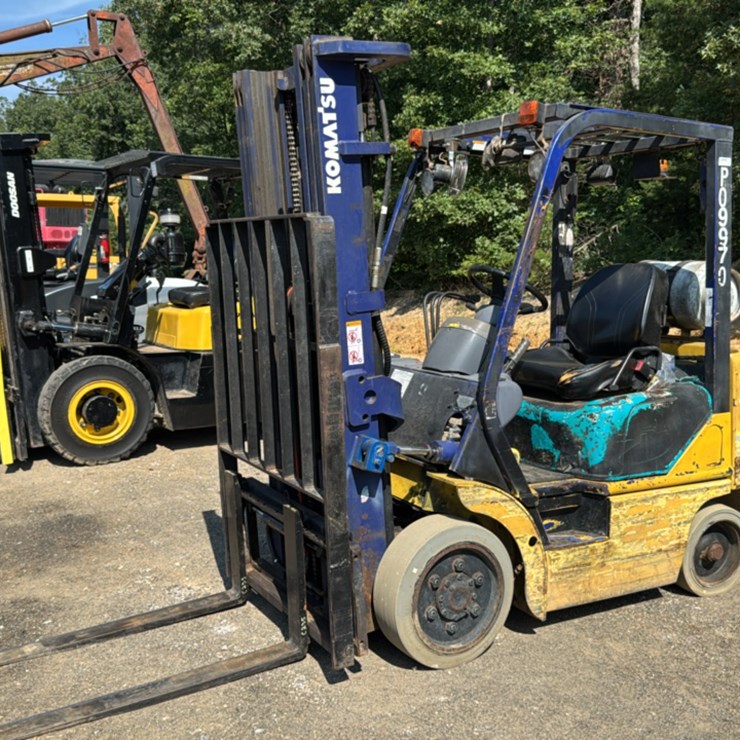 KOMATSU FG20-11