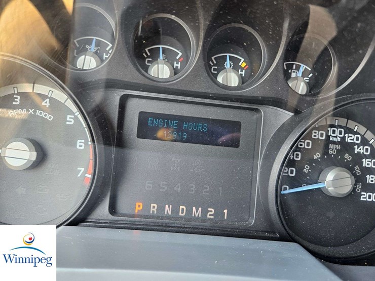 2011-ford-f250-image-35