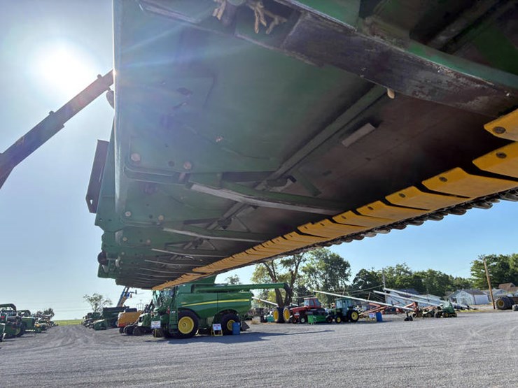2010-john-deere-630f-image-21