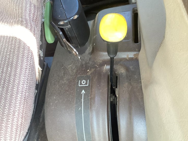 2005-john-deere-5425-image-13