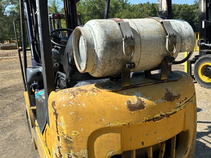 komatsu-fg20-11-image-31