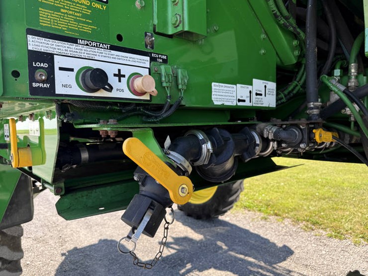 2005-john-deere-4720-image-24