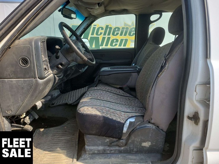 2006-gmc-sierra-3500-image-19