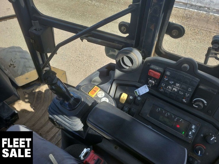 2009-deere-410j-image-9