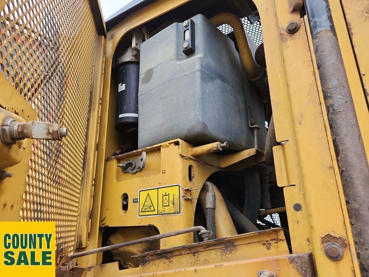 2008-caterpillar-14m-image-21