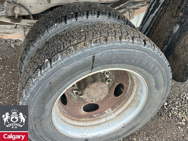 2006-ford-f550-image-13