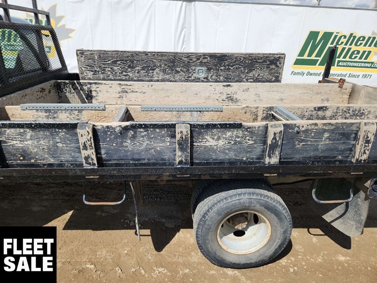 2004-ford-f350-image-16