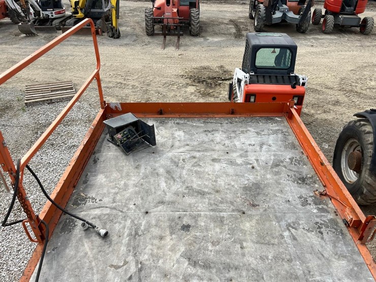 2004-jlg-3394rt-image-23