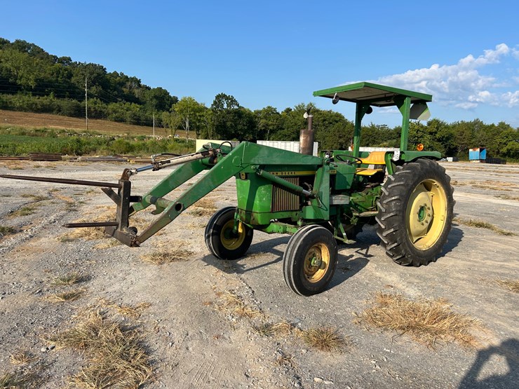 john-deere-2120-image-2