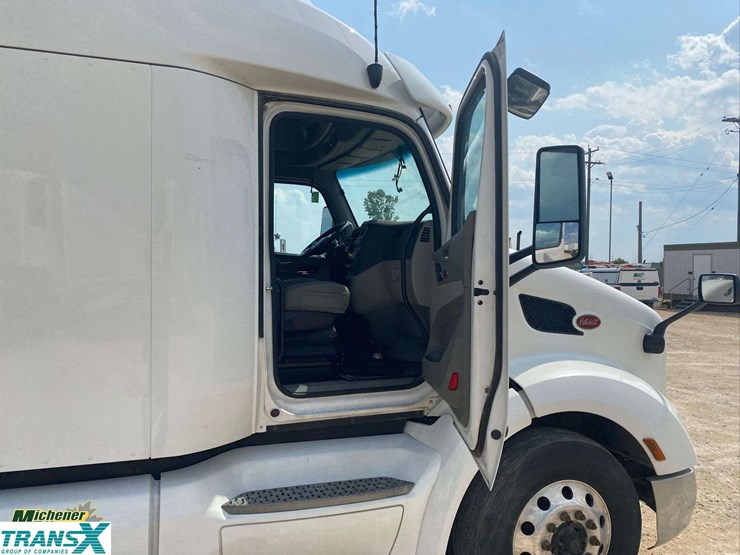 2020-peterbilt-579-image-51
