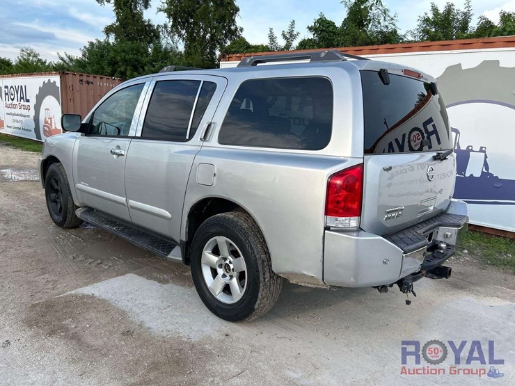 2004-nissan-armada-image-4
