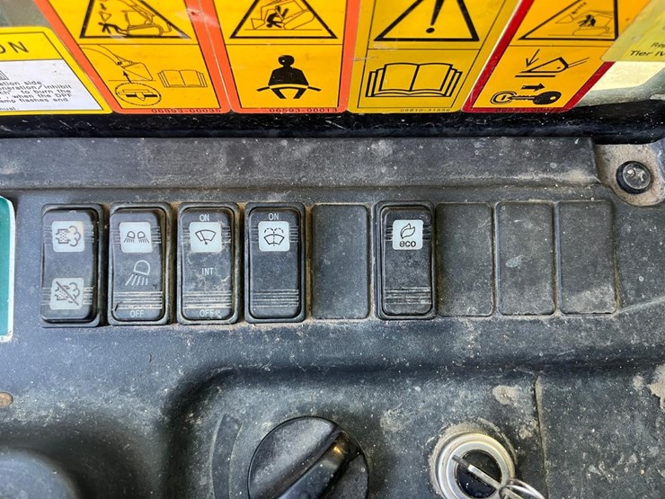 takeuchi-tl12r2-image-23