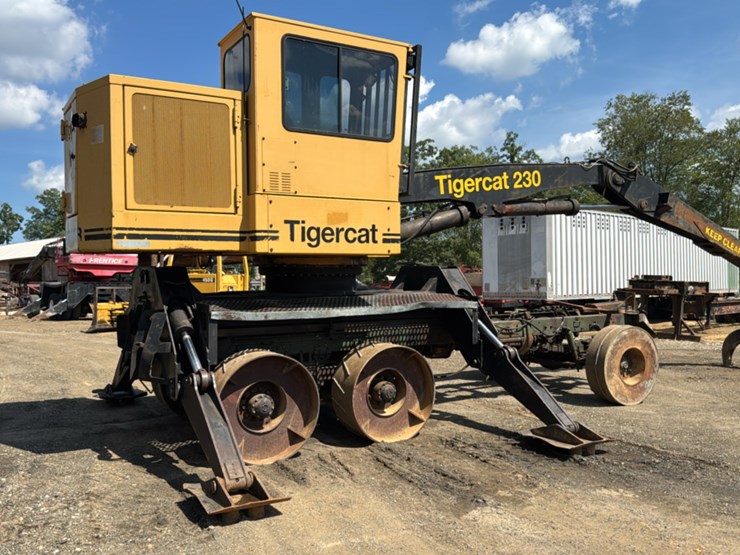 tigercat-230-image-4