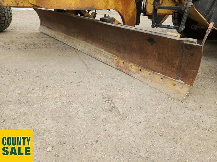 2008-caterpillar-14m-image-31