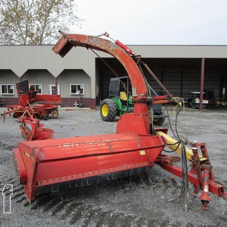 NEW HOLLAND 38