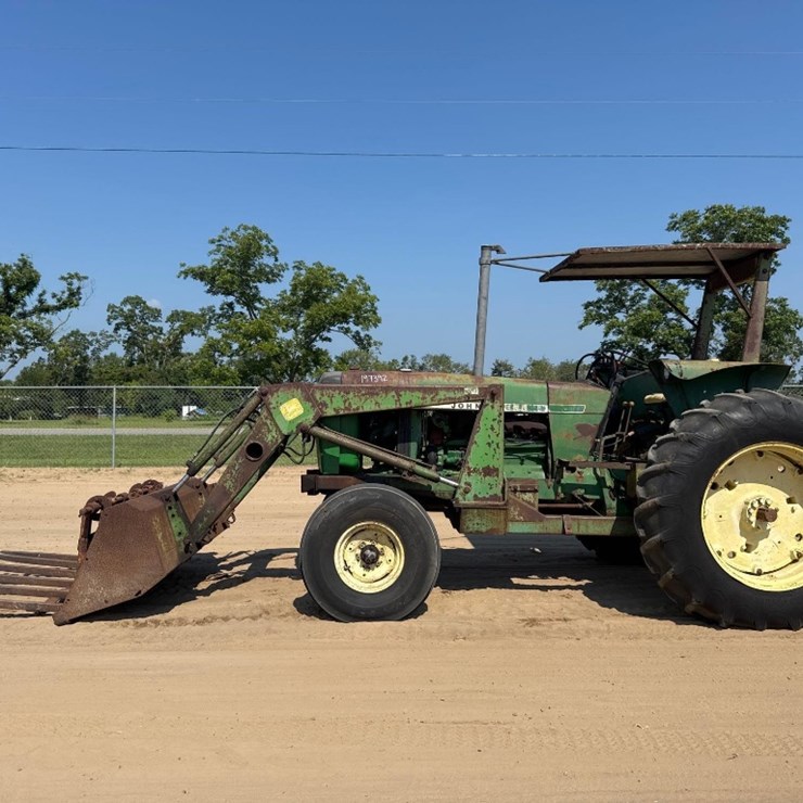 JOHN DEERE 2840