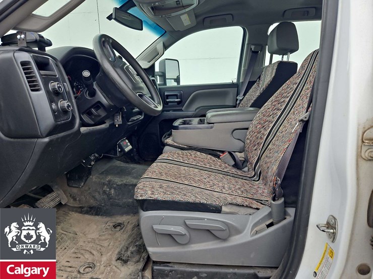 2017-gmc-sierra-2500hd-image-6