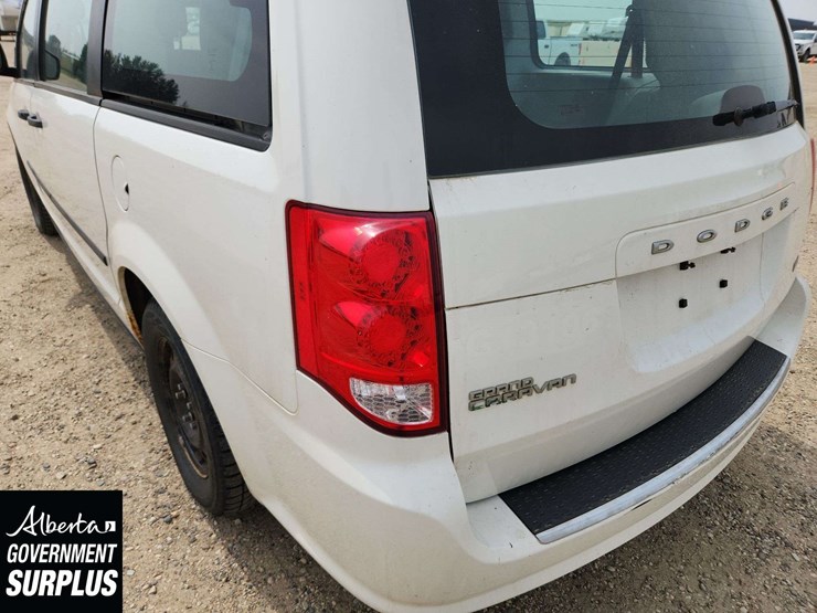 2013-dodge-grand-caravan-image-31