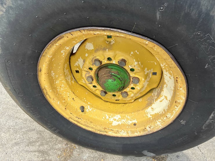 john-deere-535-image-36