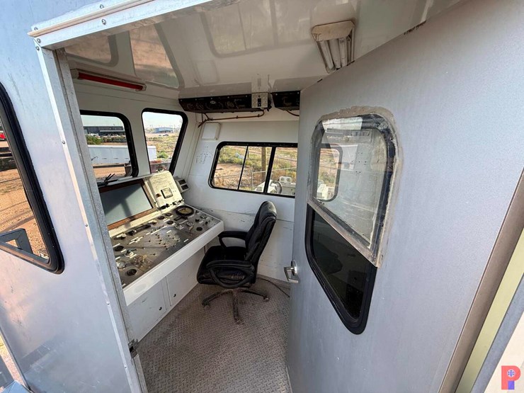 2012-cryogenic-vessel-alternatives-3-axle-15k-2,000-hp-double-pumper-trailer-image-24