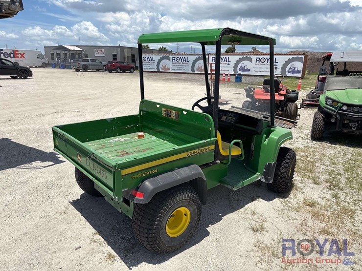 john-deere-gator-image-3