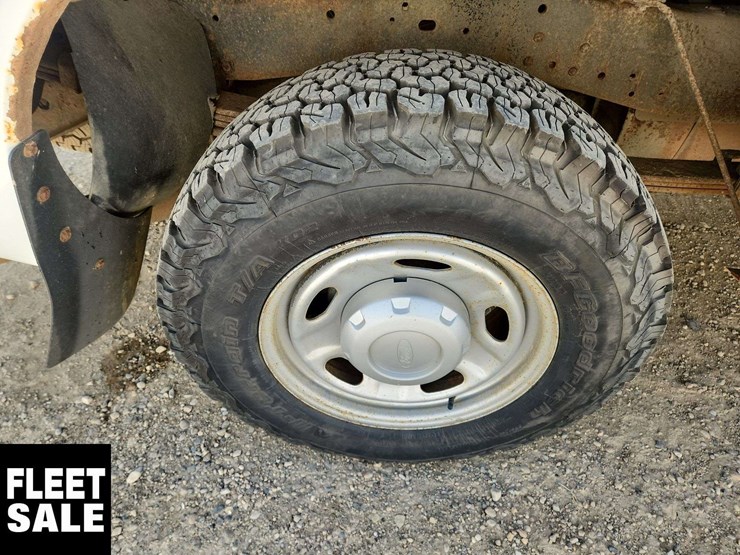 2011-ford-f250-image-25