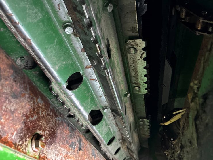 2024-john-deere-s790-image-21