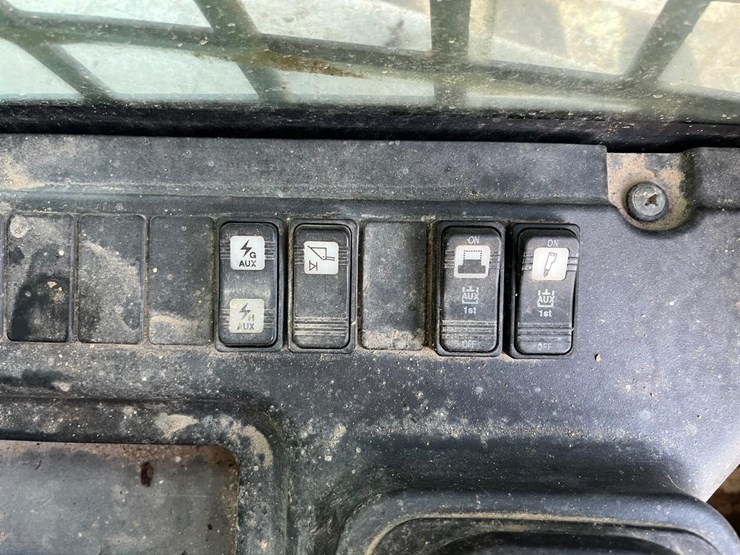 takeuchi-tl12r2-image-27
