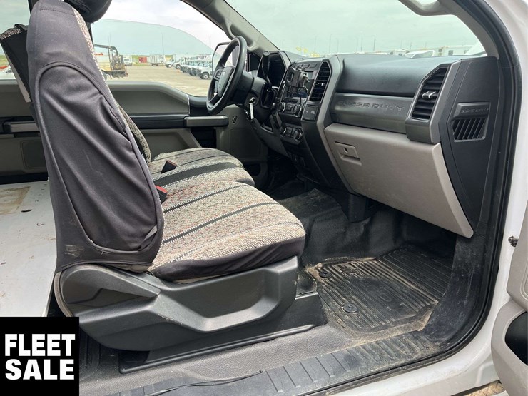 2020-ford-f350-image-14