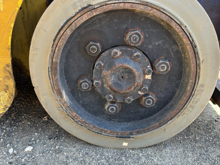 komatsu-fg20-11-image-23